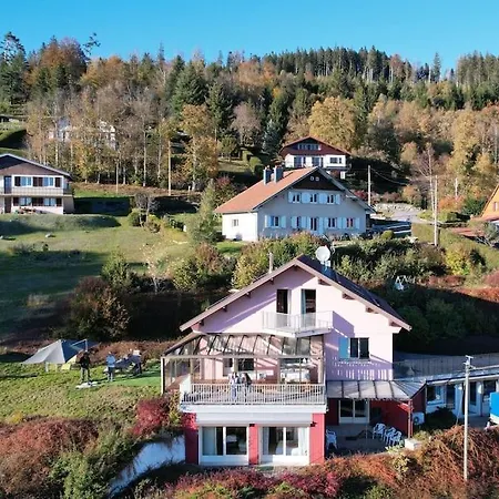 Aux Balcons Des Xettes *